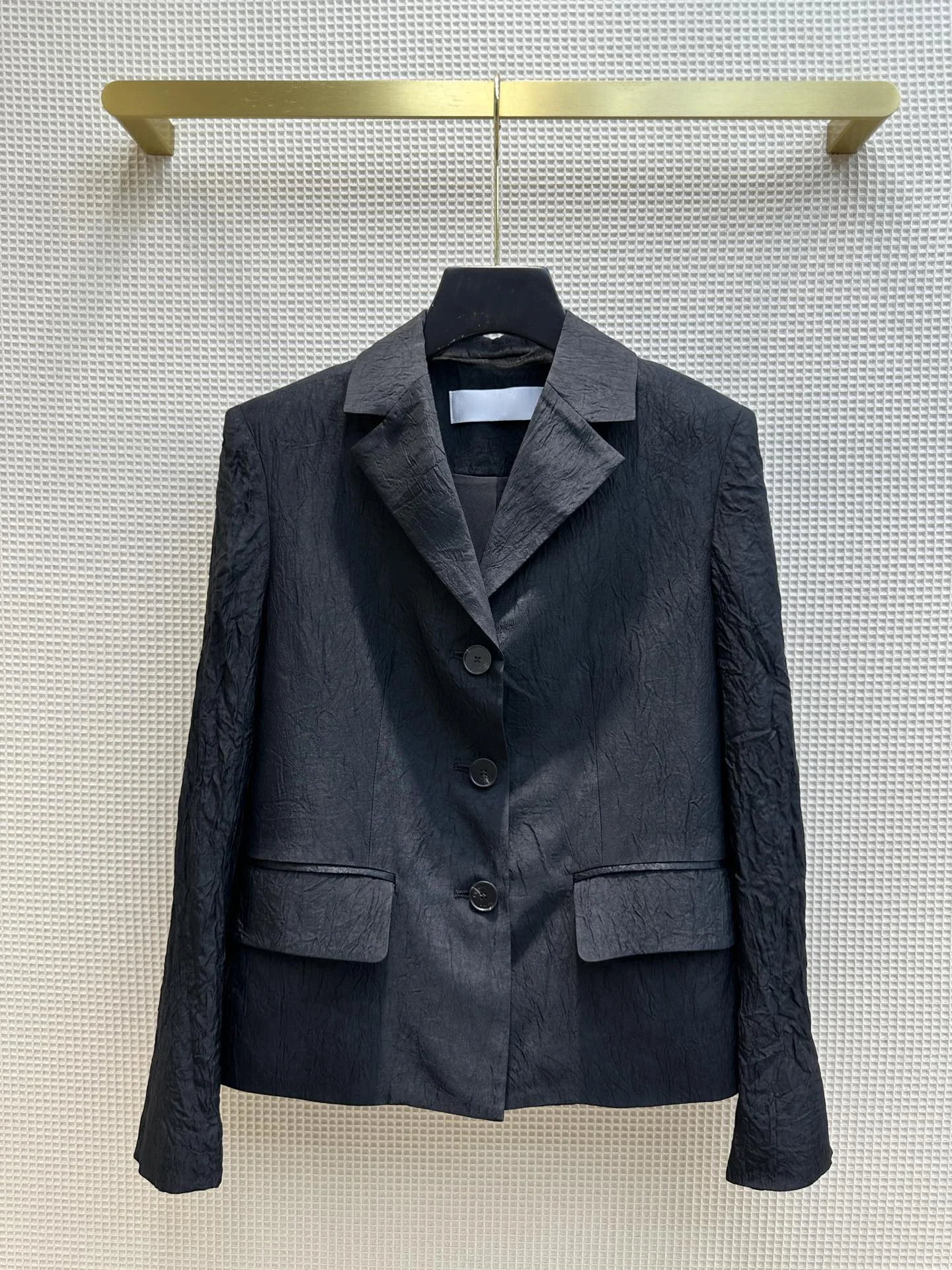 

Three-piece buckle waist suit jacket, three-dimensional waist version of the small waist torso is very amazing8.2