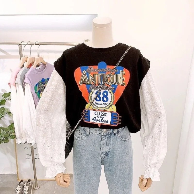 

2021 Spring New Versatile Retro Letter Loose Splicing Lace Sleeve Hook And Flower Thin Long Sleeve Sweatshirt Women