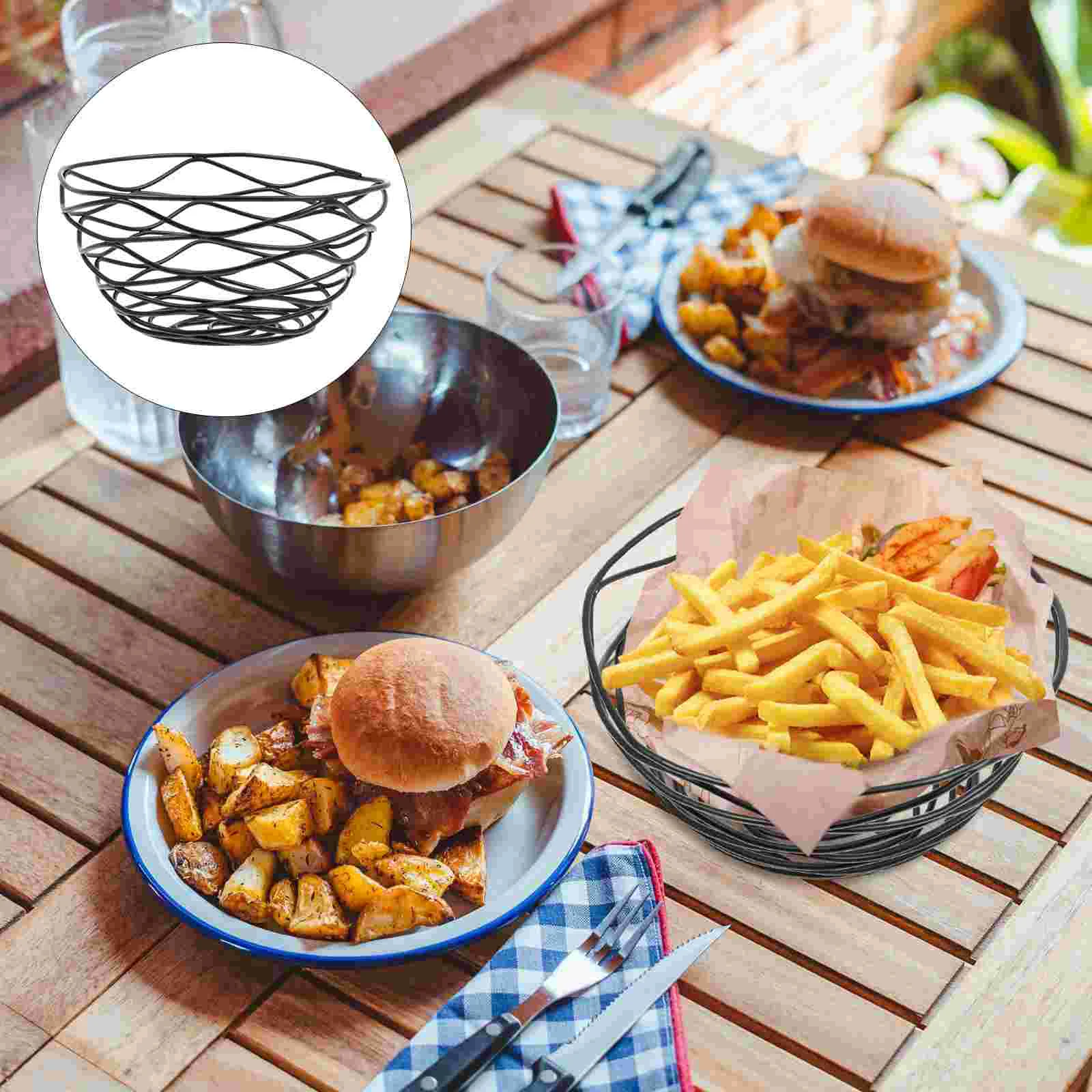 

Hollow-out Snack Basket French Fries Holder Metal Snack Holder Fried Chicken Basket