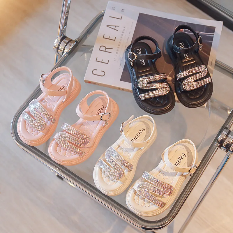

Сандалии для девочек 2022 летние модные детские Нескользящие сандалии с открытым носком для принцессы со стразами Повседневная универсальна...