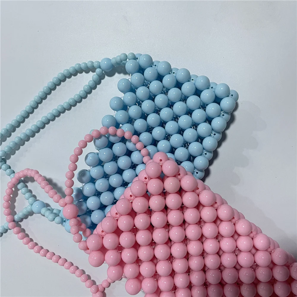 Фиолетовая сумка ручной работы из акрилового бисера яркие бусины портативная