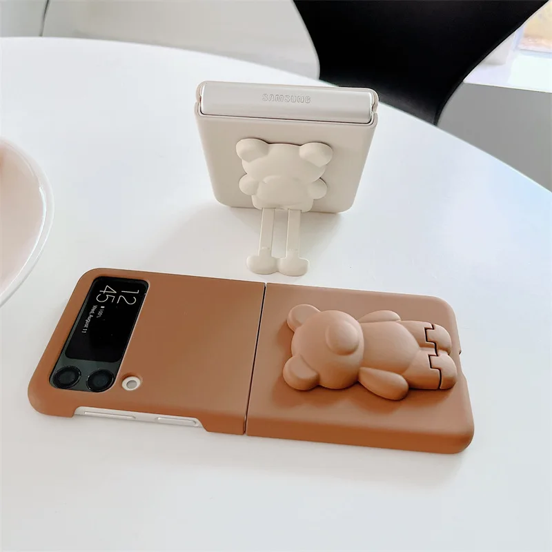 

Creative Bear Adjustable Phone Stand Case for Samsung Galaxy Z Flip 3 5G Hard PC Back Cover for ZFlip3 Cases Protective Shell