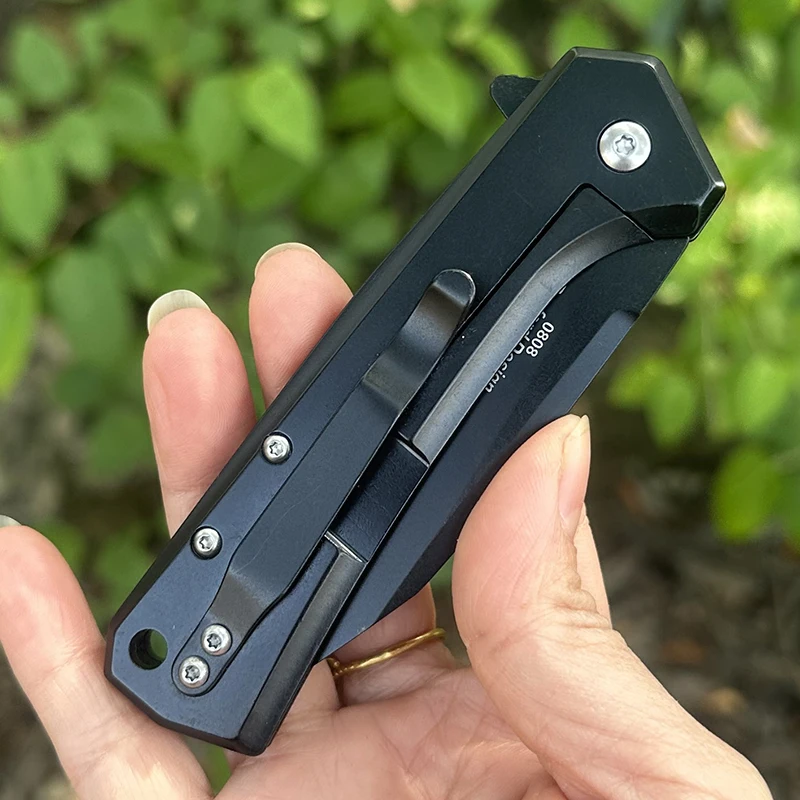 Лезвие 0808 выполнено из нержавеющей стали S35VN с снятой титановой ручкой и