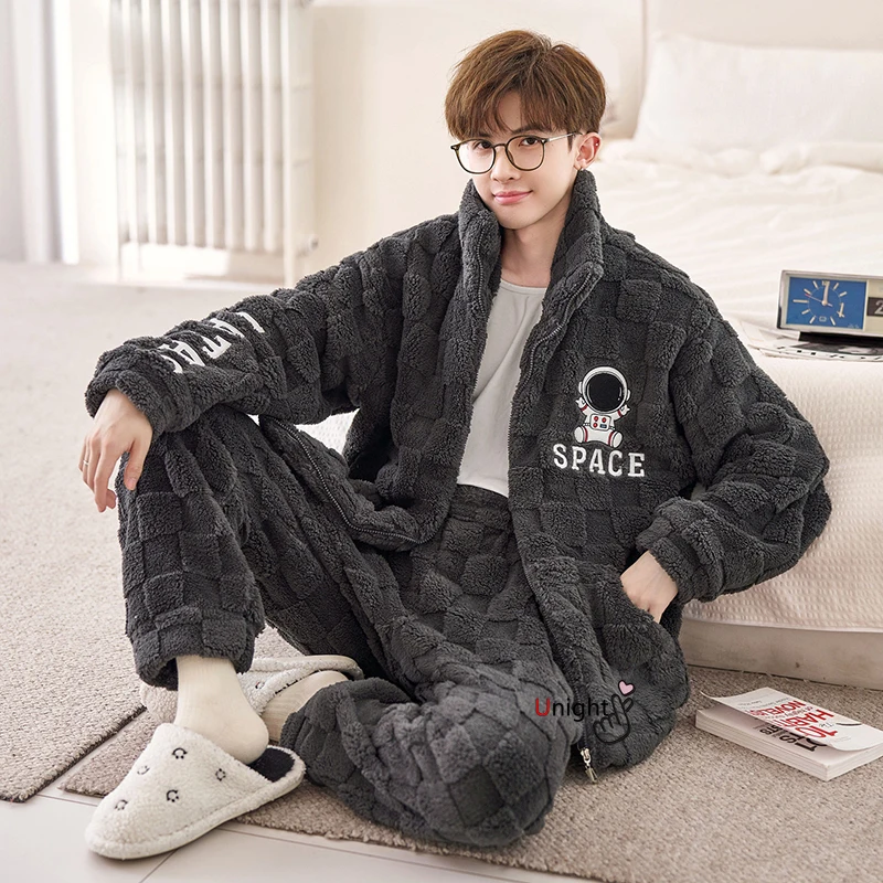 Рисунок 2 - Мужская теплая Пижама для зимы