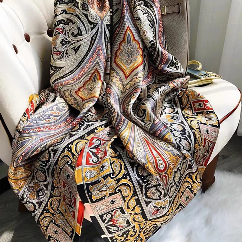 

2021 luxury brand spring, summer and autumn women's clothing new fashion color matching printed silk scarf women's popular turba