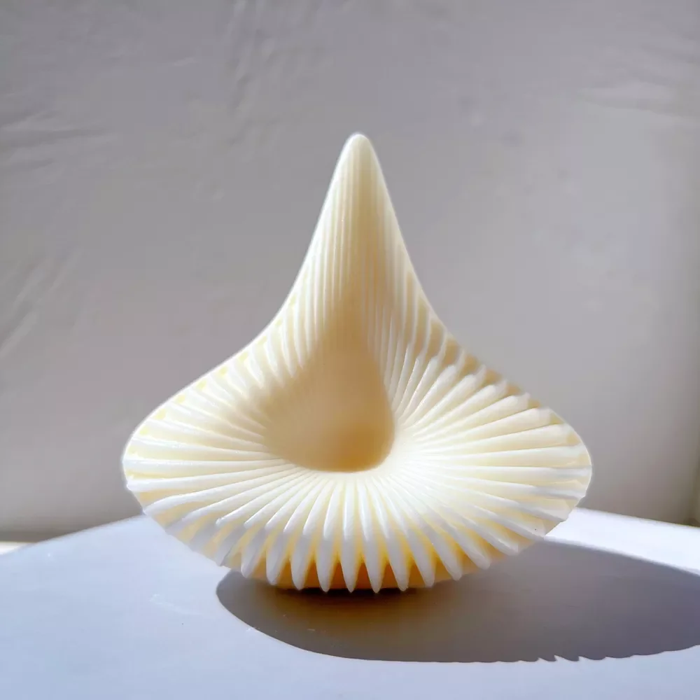 

Силиконовая форма в виде пирамиды, в рубчик, в полоску