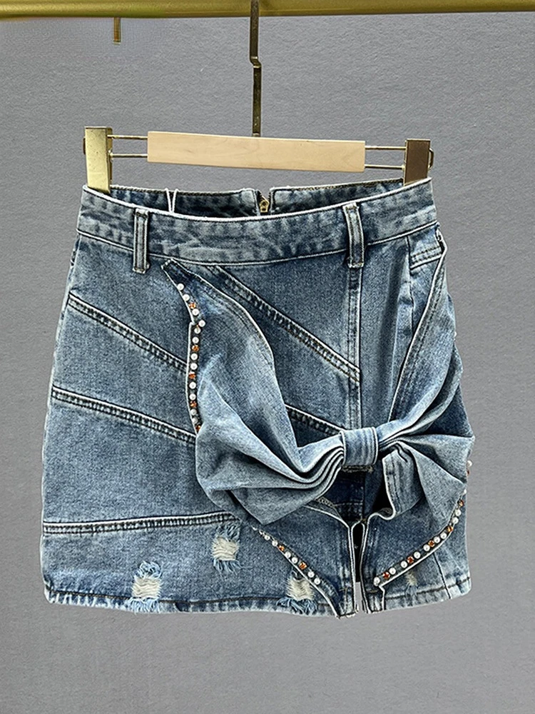 

Женская джинсовая юбка с завышенной талией, демисезонная стильная юбка с бантом и дырками, 2022