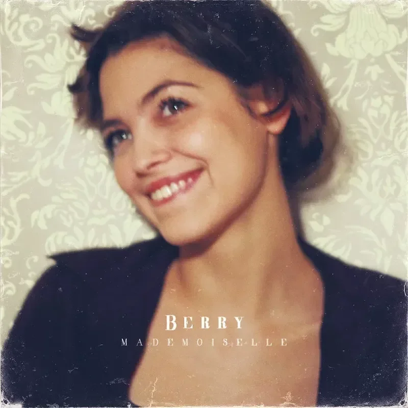 Фото Музыкальный CD-диск Dreamy Light French Folk Berry Mademoiselle Cafe Favorite №1