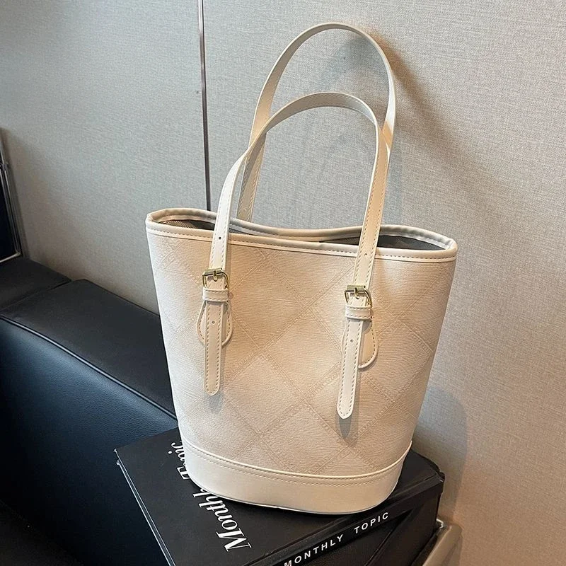 Сумка-тоут женская в клетку вместительный саквояж на плечо с верхней ручкой