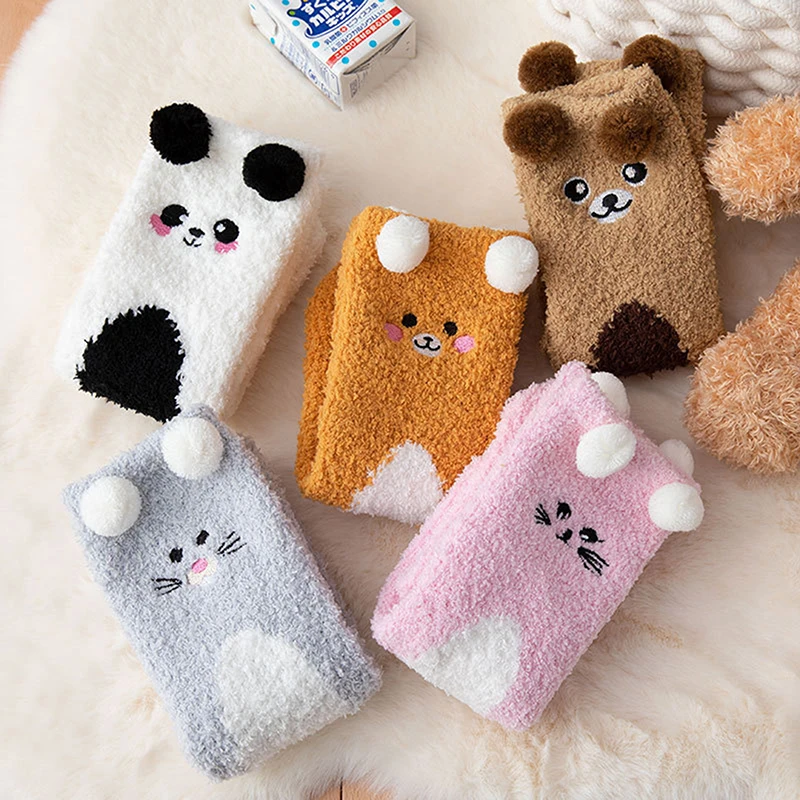 

Fashion Lovely Cartoon Animal Coral Fleece Thick Socks for Womens Dog/Panda/Cat Foot Cute Black Sock Funny Girls Cat
