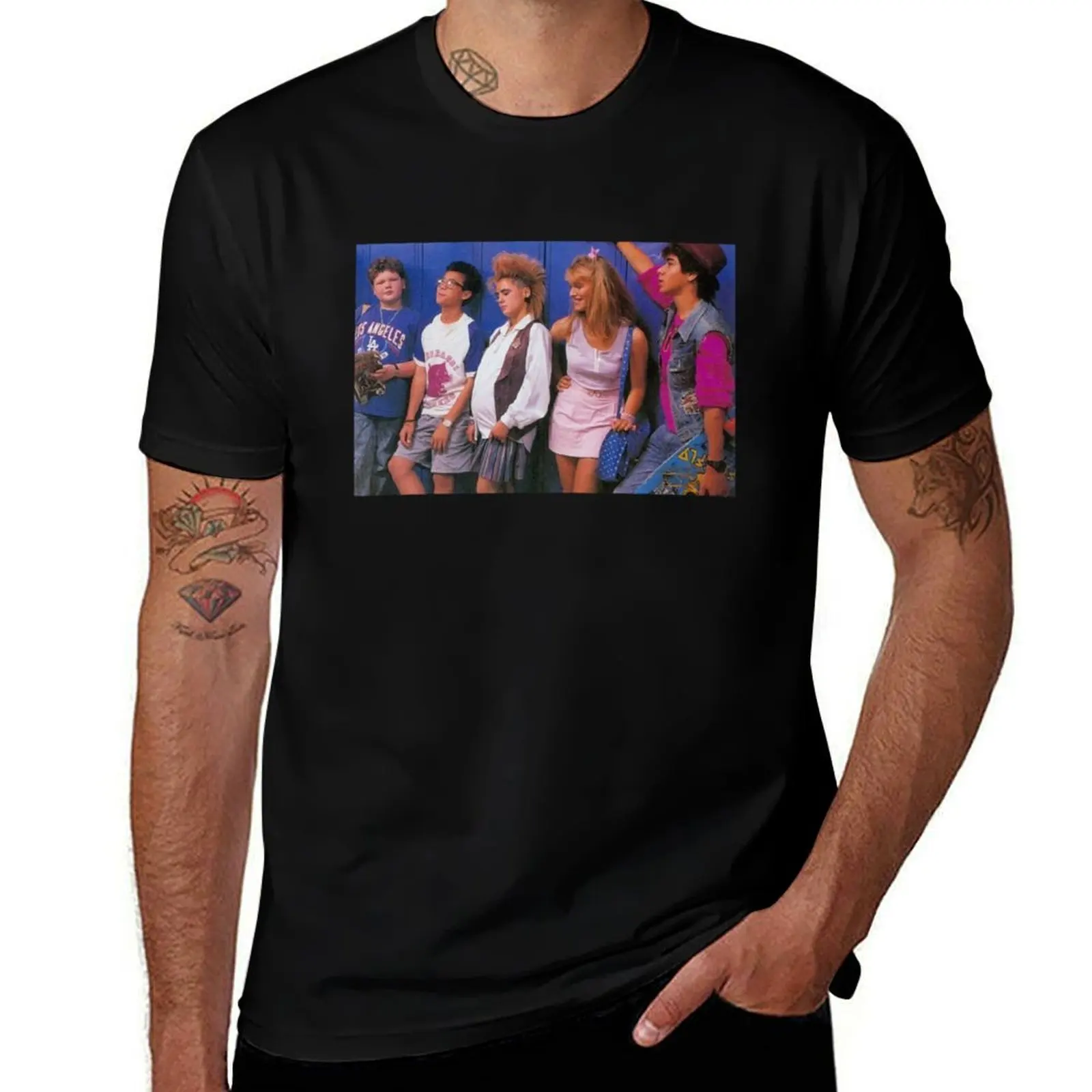 Фото Футболка Degrassi Jr High Ct для повседневной носки с короткими рукавами №1