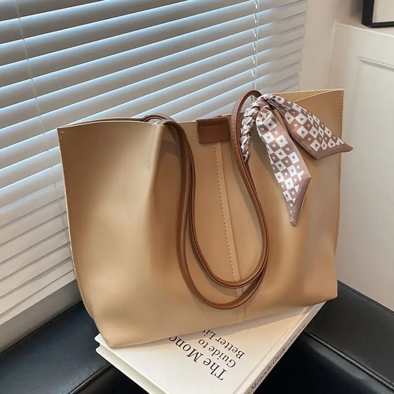 2022 Fashion New Versatile Large-capacity Bag Simple Student Casual Color Contrast Single Shoulder Tote Bag