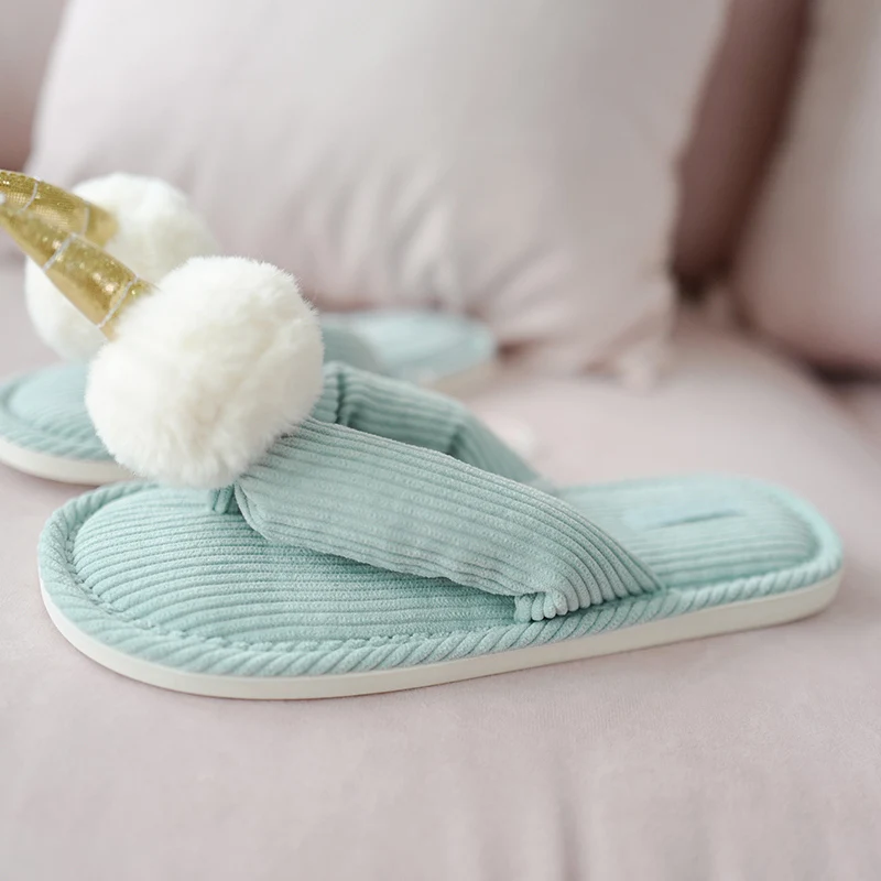 Летние Новые Симпатичные плюшевые тапочки с единорогом тканевые домашние туфли