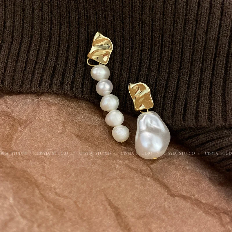 Женские серьги-гвоздики с натуральным пресноводным жемчугом 14 к