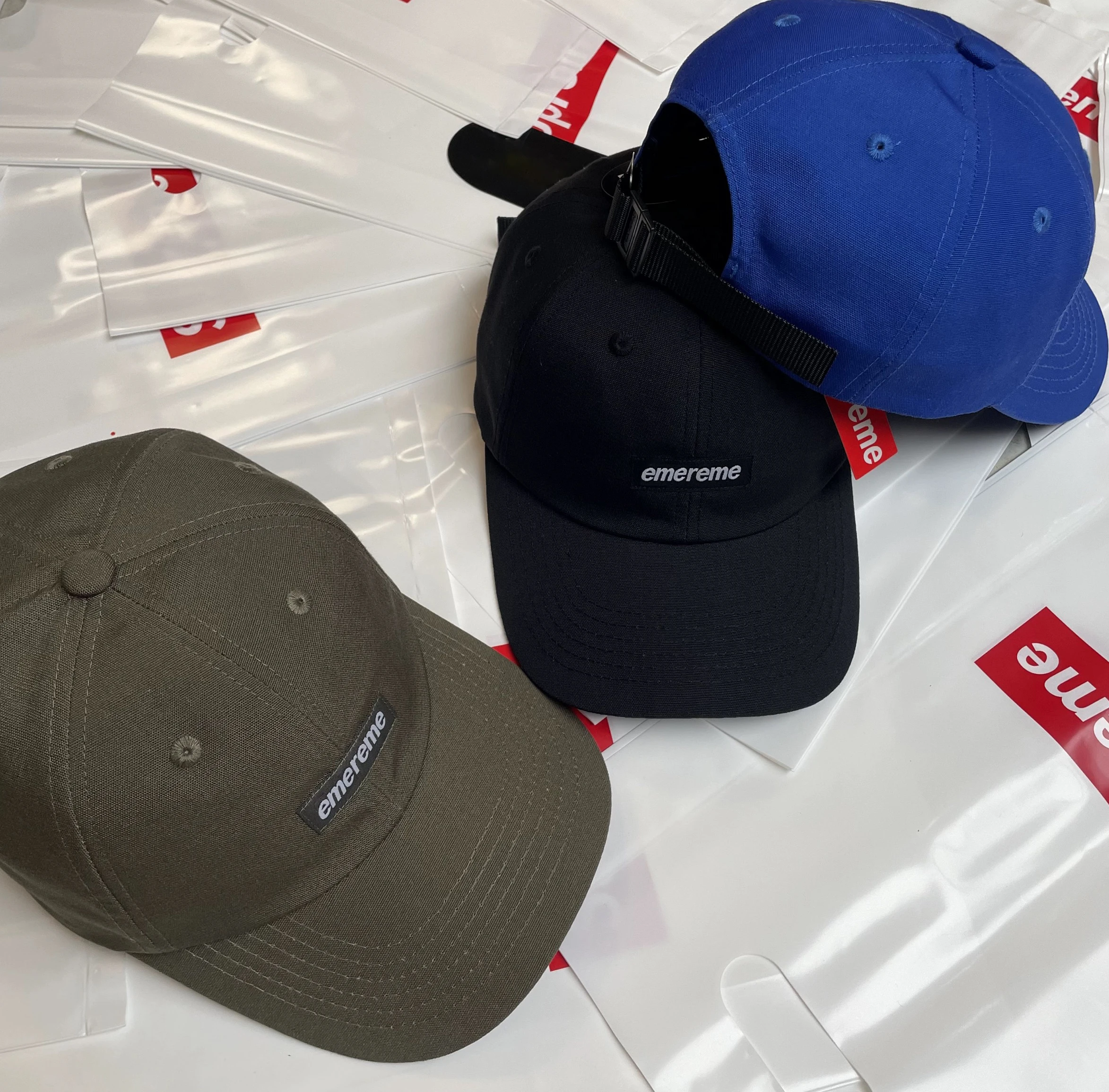 

22FW Brushed 6panel Small Logo Soft Hat Cotton Hat Baseball Cap 55-61cm