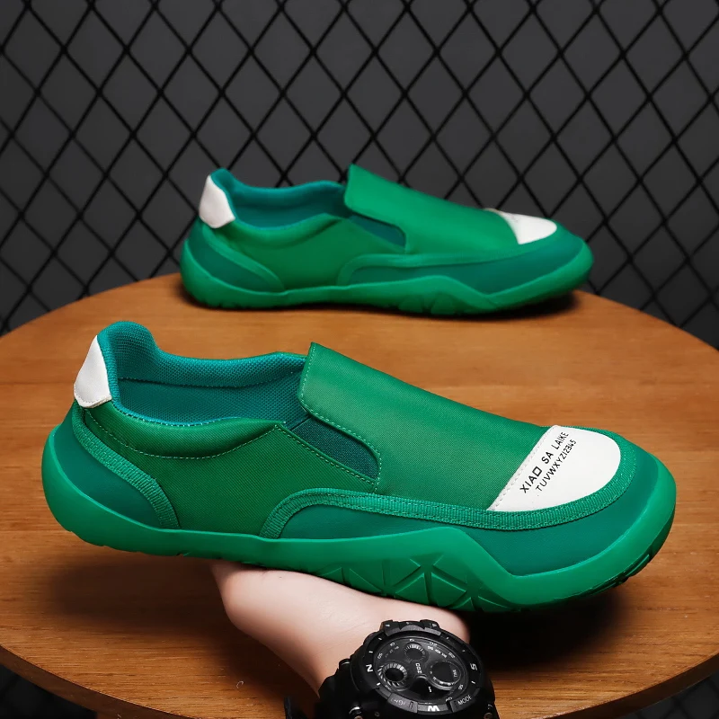 

2022 New Casual Shoes Men Green Black Canvas Loafers Shoe For Mens Popular Walking Driver Footwear Slip-on Vulcanized Shoes Mens