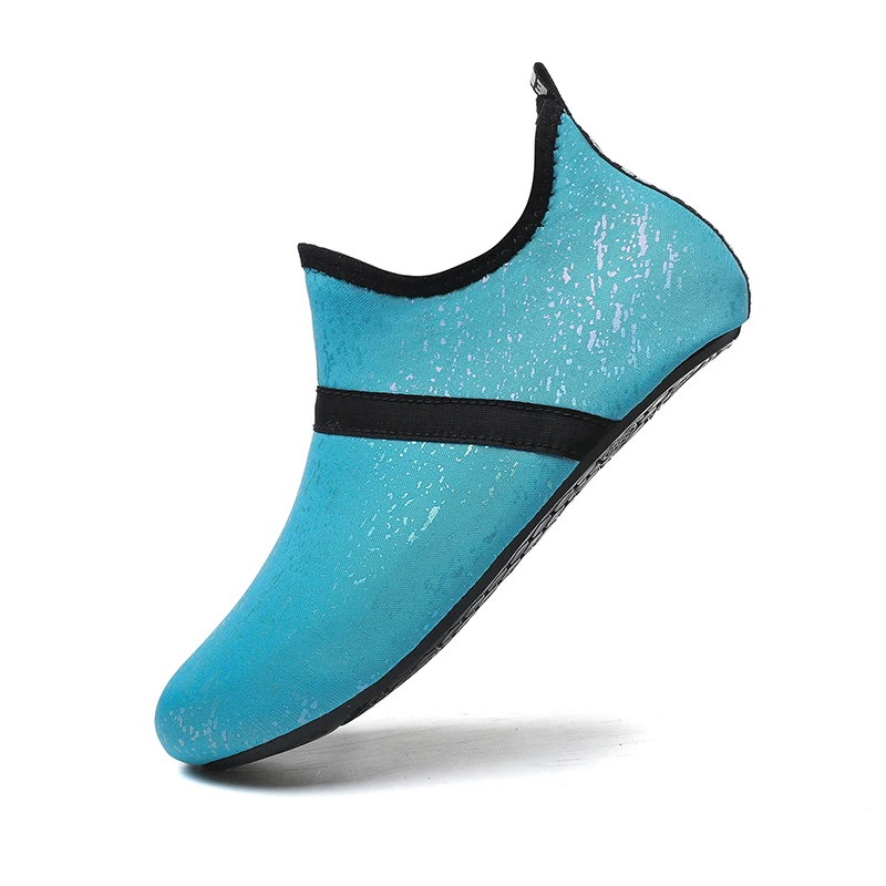 

Men Women Aqua Shoes Unisex Lightweight Quick Dry Swim Water Sneakers Upstream Flat Shoes Couple Outdoor Slip-on Beach Shoe S206