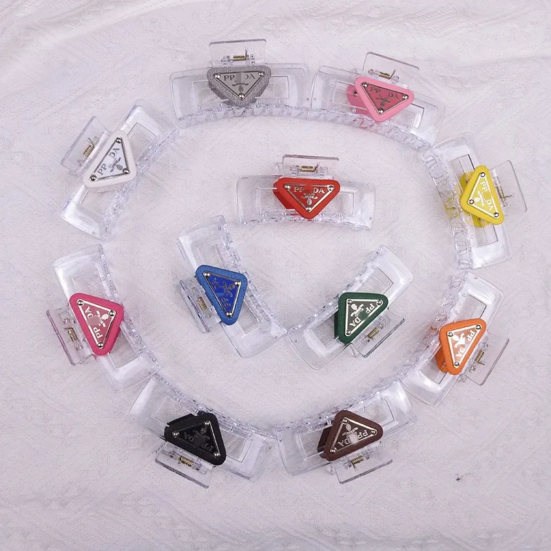 

Scratch Inverted Triangle Correct S & P's White Transparent Square Lada Same Headdress Hair Accessories