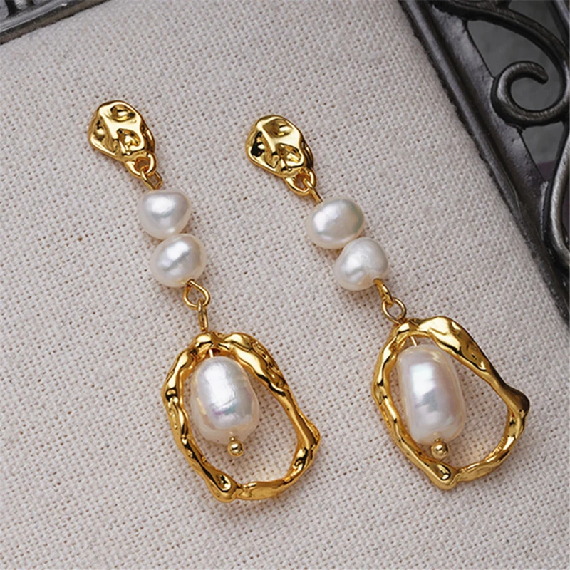 

Natural pearl pendant female earrings temperament Europe and the United States light luxury long studs retro ear accessories