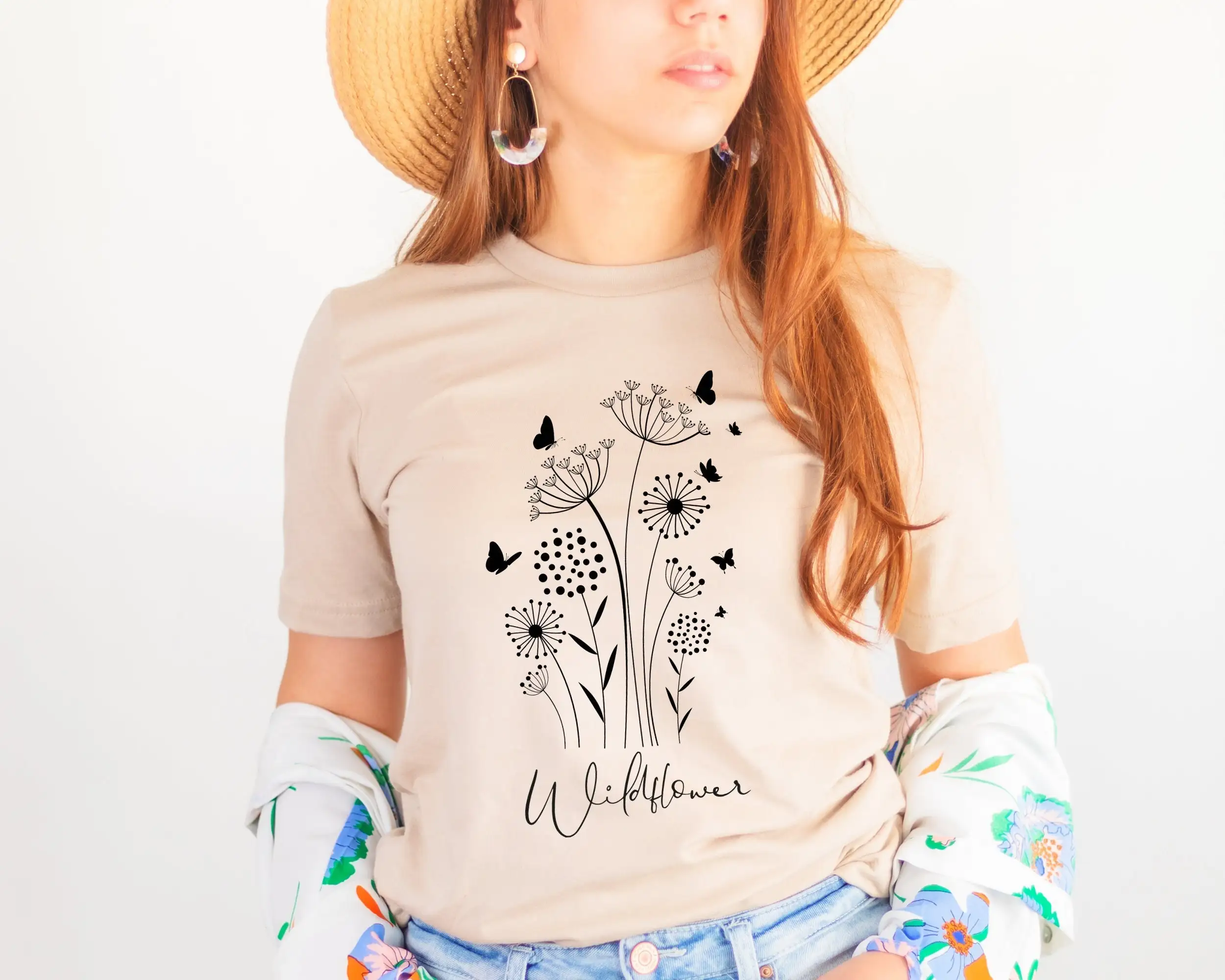 Женская футболка с цветочным принтом