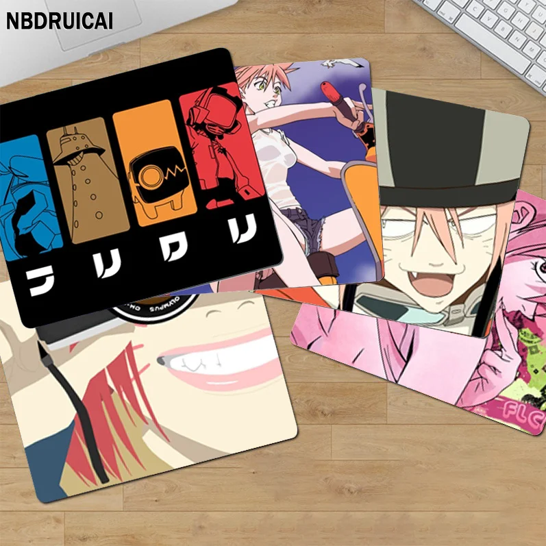 

Коврик для мыши FLCL в стиле аниме, маленький офисный коврик для компьютерного стола, подушка для клавиатуры, нескользящий, аксессуары для офи...
