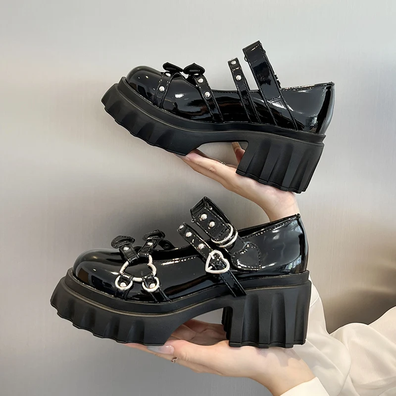 Lolita Shoes Platform Women's Shoes on Heels Women 2023 Loli Thick Heel Women Shoes Kawaii Cute Cosplay Mary Janes heart buckle