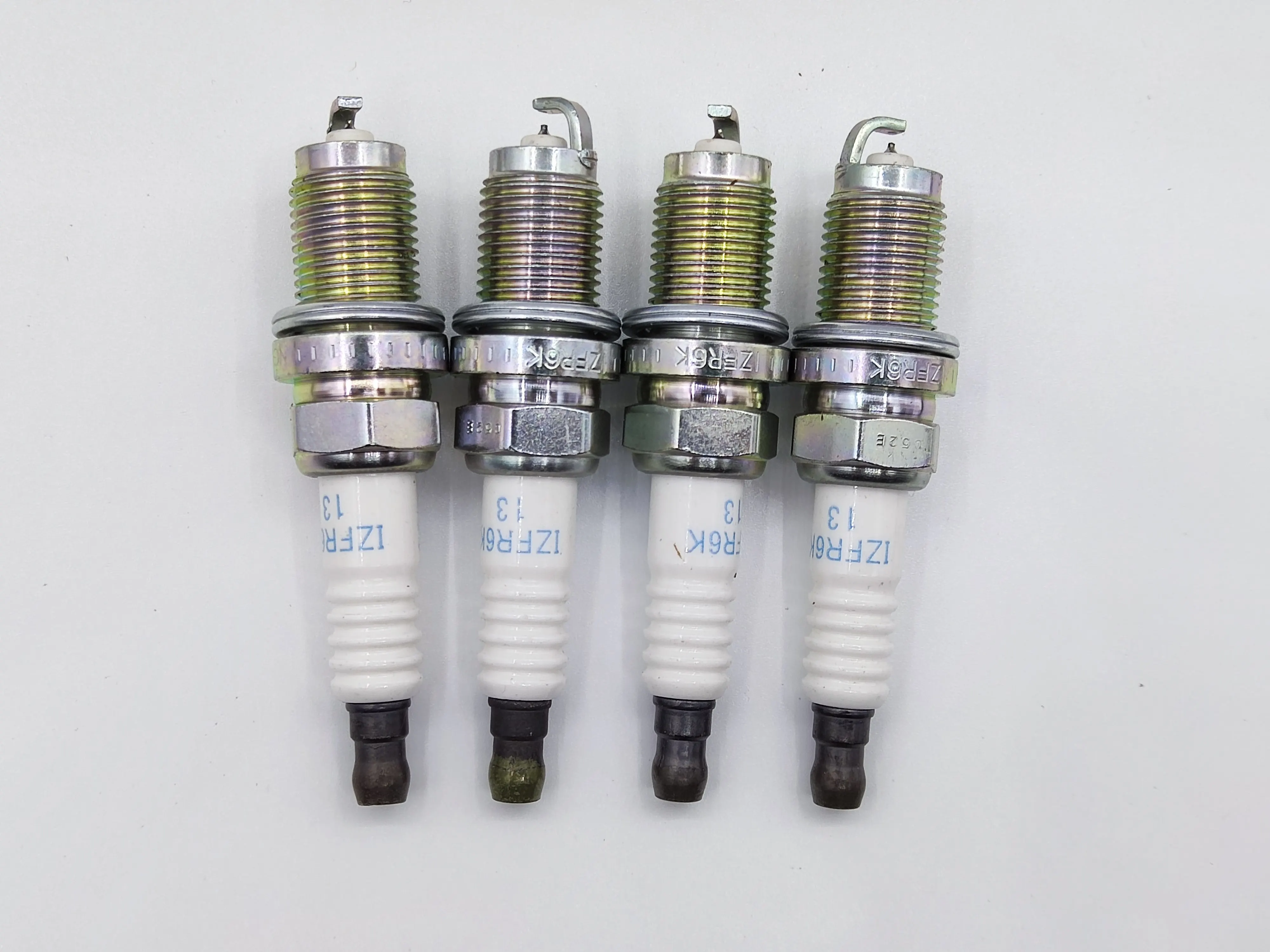 4 шт. Свеча зажигания для Honda 6774-2003 Accord L4 2007 л |