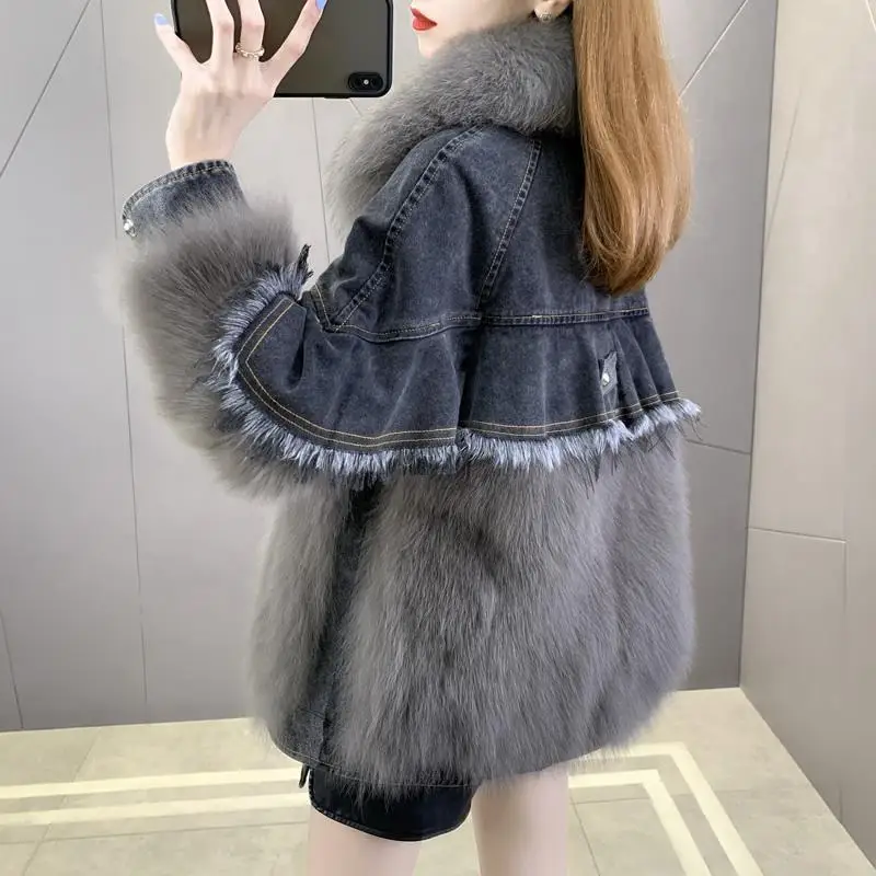 2022 Cowboy Winter Big Fur Denim Jacket Chain Streetwear Loose Snow Parka Women Oversize Harajuku Coat Oversize Coat