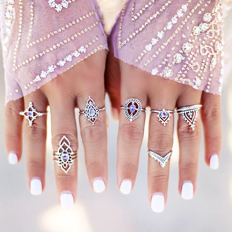 

2023 Simple Hollow Geometric Crystal Zircon Set Ring for Women Fashion Star Moon Sun Vintage Finger Ring New Jewelry Accessories