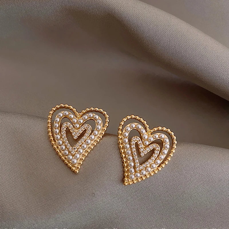 

New Love Pearl Stud Earrings Heart-shaped Rhinestone Pearl Earring Women Girl Party Personality Temperament Jewelry Gift Brincos