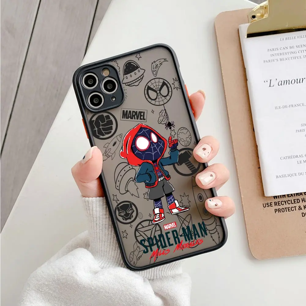 Фото Чехол SPIDERMAN Miles Morales для iPhone 17E 17 16 16E 15 14 13 12 11 Pro Max 17 Air 7 8 Plus X XS, защитный чехол Spider Gwen Marvel №5