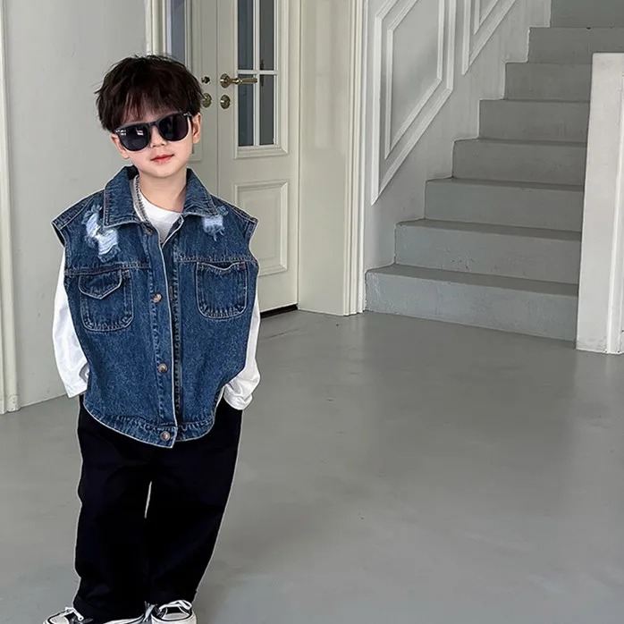 

2023 Autumn Kids trend broken denim Vest fashion Boys turn-down collar casual Waistcoat oversized all-match Tops