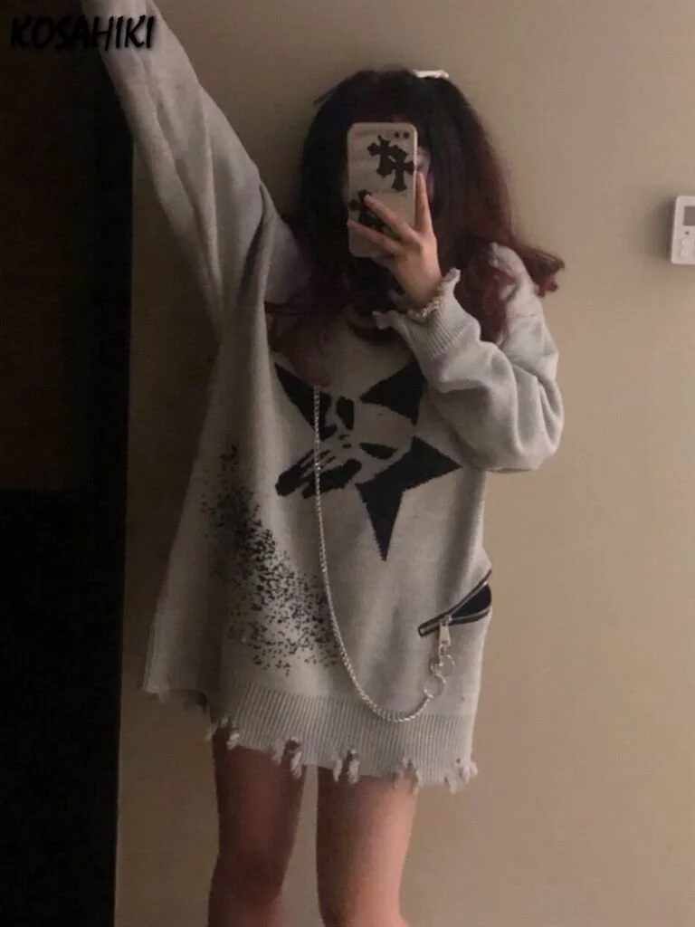 

Women Men Harajuku Sweater Vintage Punk Skull Print Chain Patchwork Jumper Streetwear Ripped Pullover Gothic Knitwear