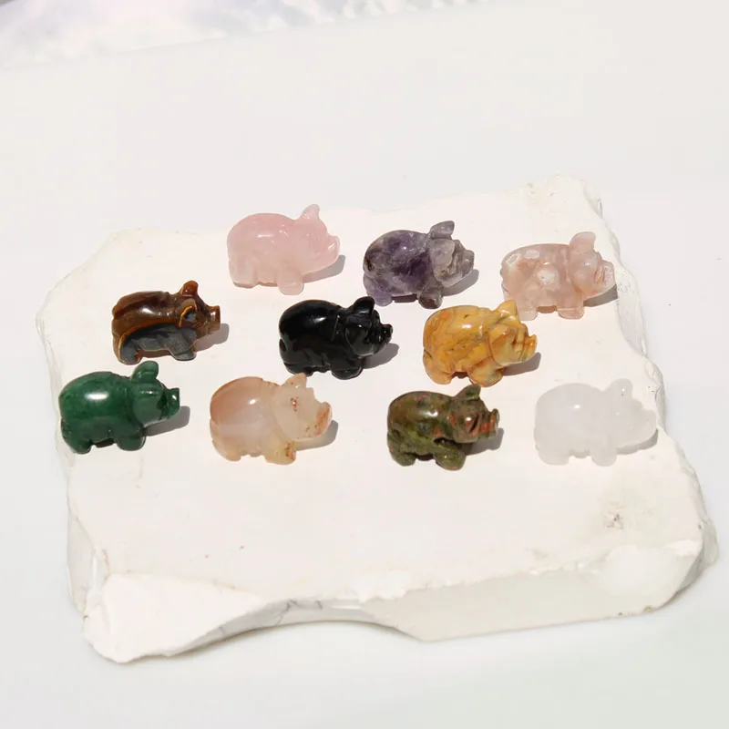 

Hand carved 2.5cm multi crystal natural stone Piglet series explosive wholesale