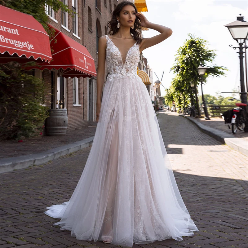 

Fanweimei A-Line Boho Wedding Dresses V-Neck Appliques Lace Side Split White Ivory Elegant Wedding Gowns Lace Bride Dress 2021