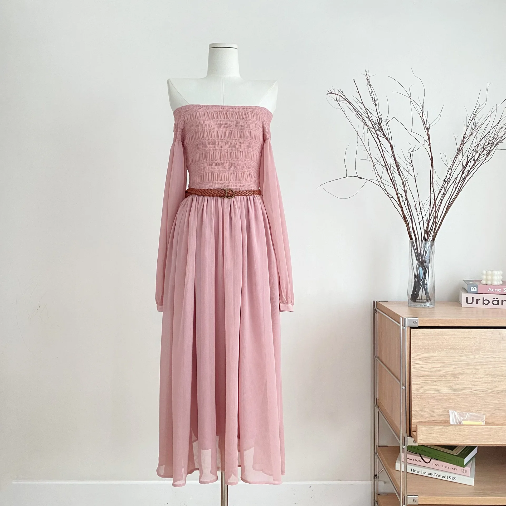 Женское длинное платье с открытыми плечами Xu I ослепительное розовое Zhao Lusi