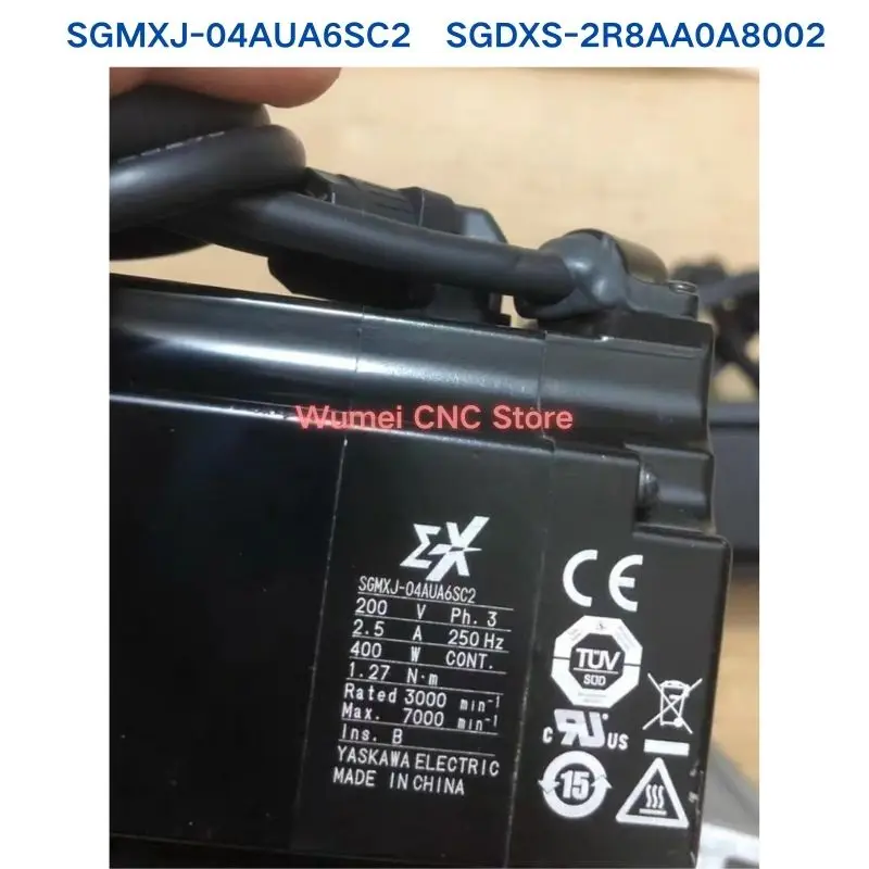 95% новый YASKAWA SGMXJ-04AUA6SC2+SGDXS-2R8AA0A8002 комплект