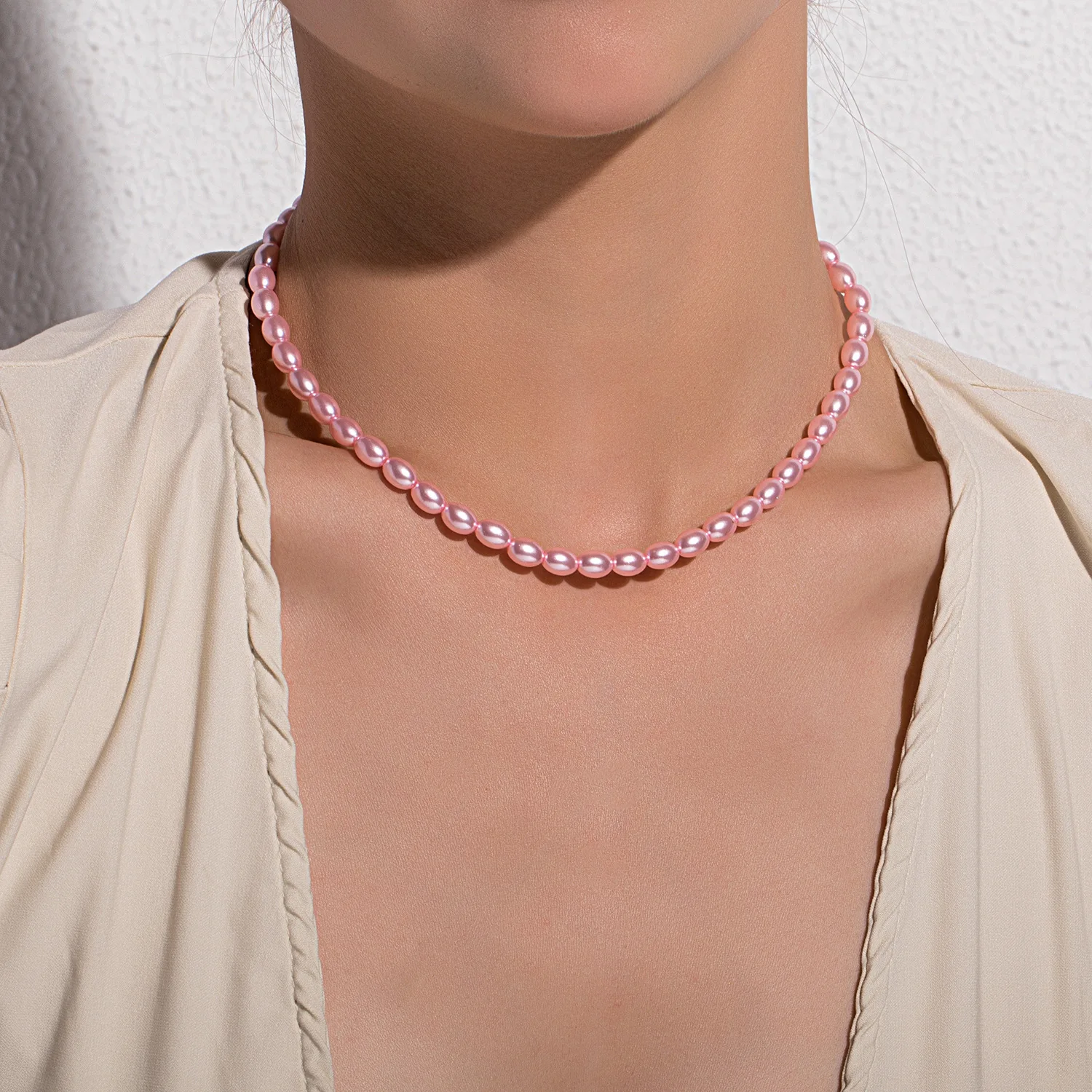 

Colorful Imitation Pearl Necklace Choker Collarbone Chain Blue White Pink Pearls Hand-Woven Ship Rudder Clasp Ladies Jewelry