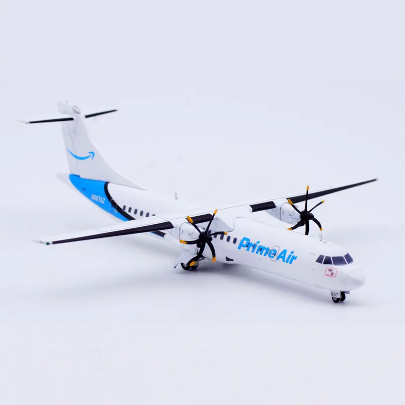 Коллекционный самолет из сплава XX20255 подарок фотосессия 1:200 Amazon Prime модель литая