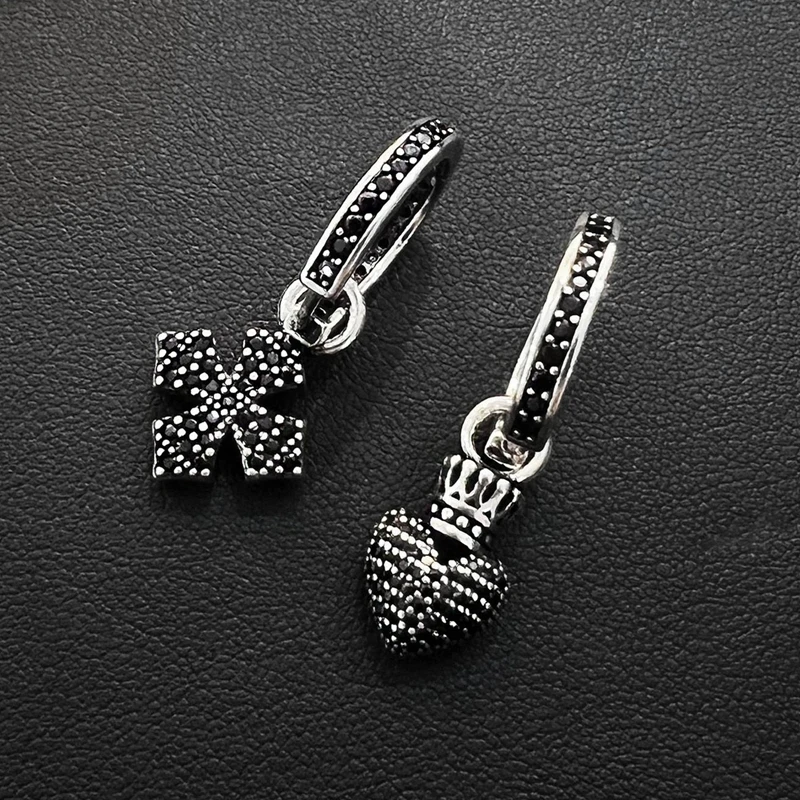 

Vintage Fashion Black Stone Hoop Earrings For Women Cross Heart Pendant Jewelry Retro Style Banquet Party Earrings