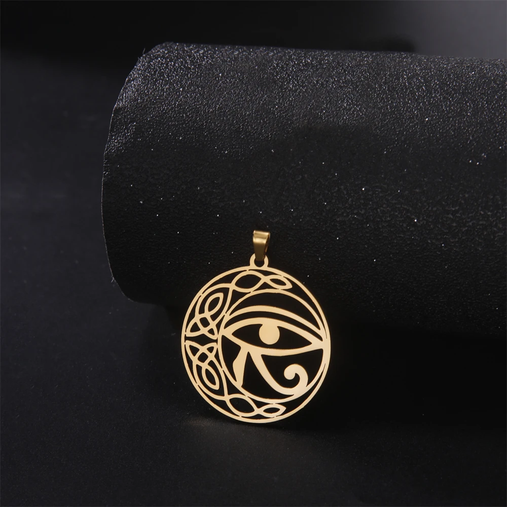 Рисунок 4 - винтажные амулеты из нержавеющей