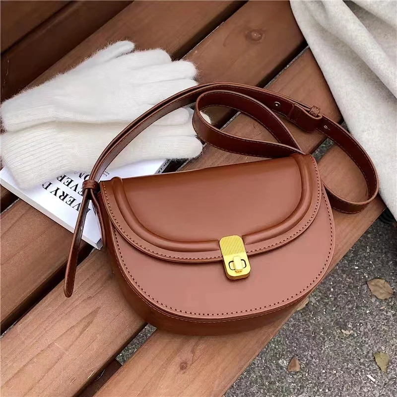 

2023 New Women's Retro Small Audience Texture Small Bag Women's Simple Saddle Bag Versatile One Shoulder Crossbody Bag