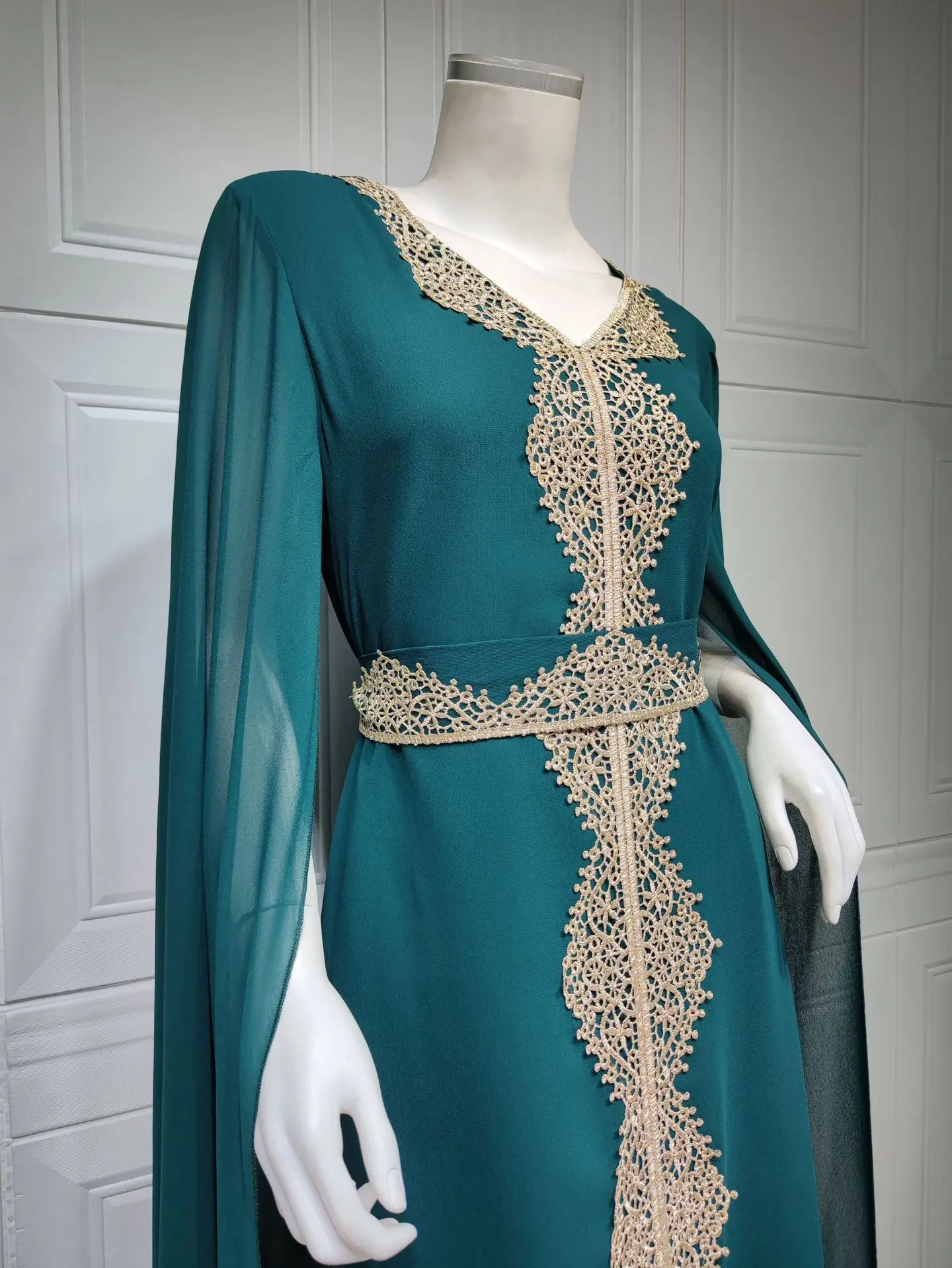 2022 Women Dress New Fashion Floral Extra-Long Split Sleeve Tie Back Dubai Arabian Middle Eastern Women's  Abaya Morocco Kaftan