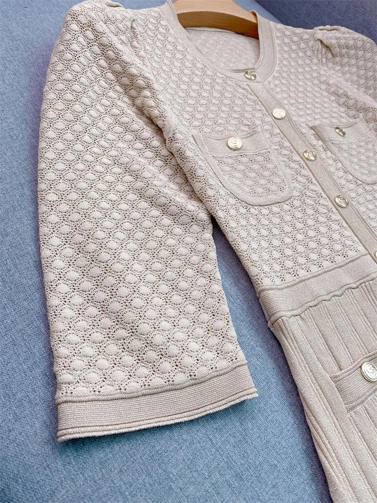 Женское длинное трикотажное платье-трапеция с рукавом три четверти