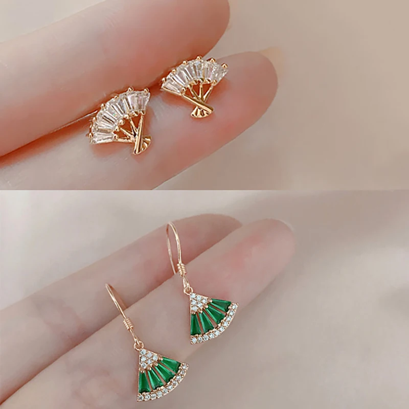 

Romantic Cute Green Zircon Mini Fan Dangle Earring for Women Teen Young Girl Tiny Jewelry Accessories Wholesale Pendientes Mujer