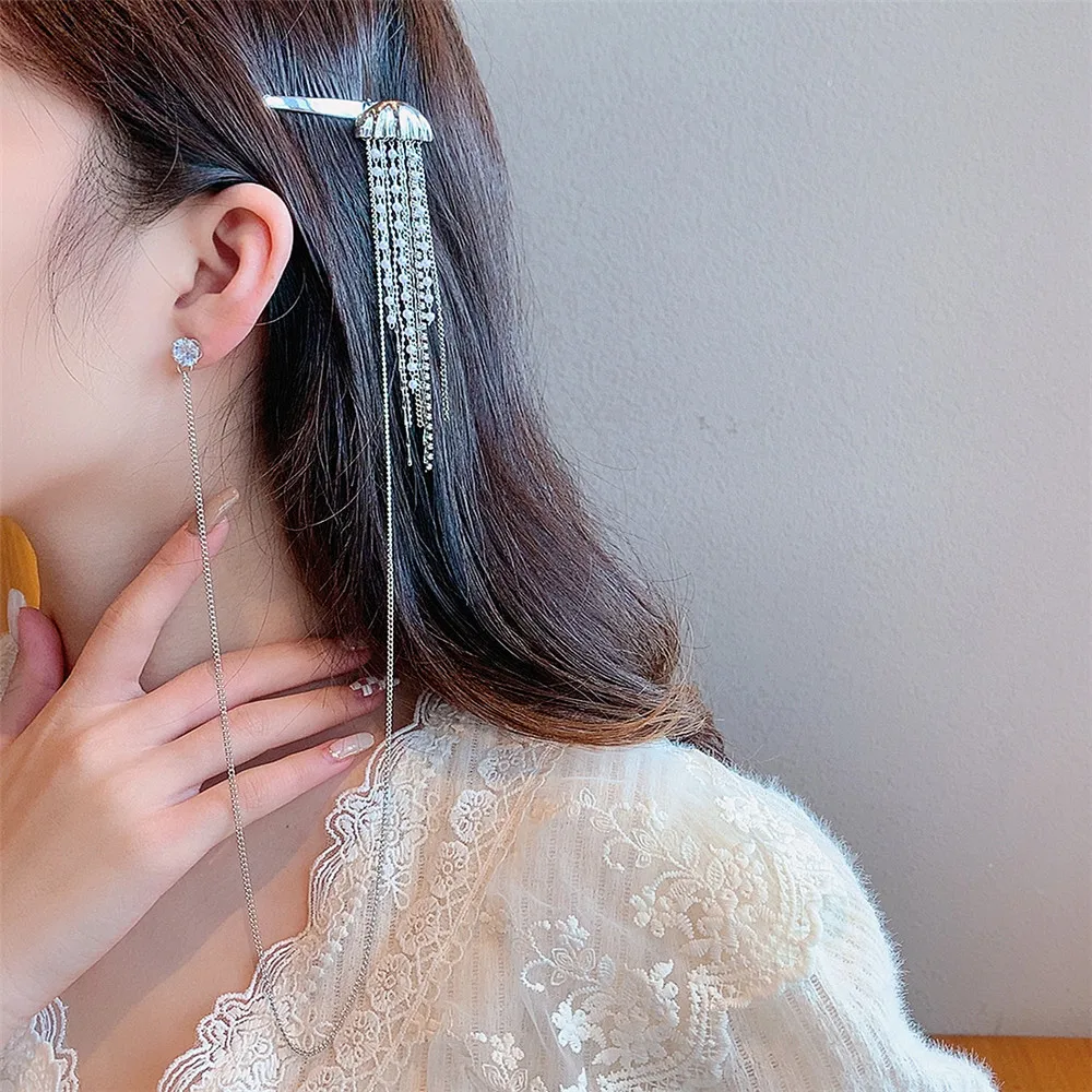 

Korean Fashion Exaggerated Ear Clip Hair Clip Integrated Earrings Rhinestone Pearl Flower Hair Clip Earrings for Women Girls
