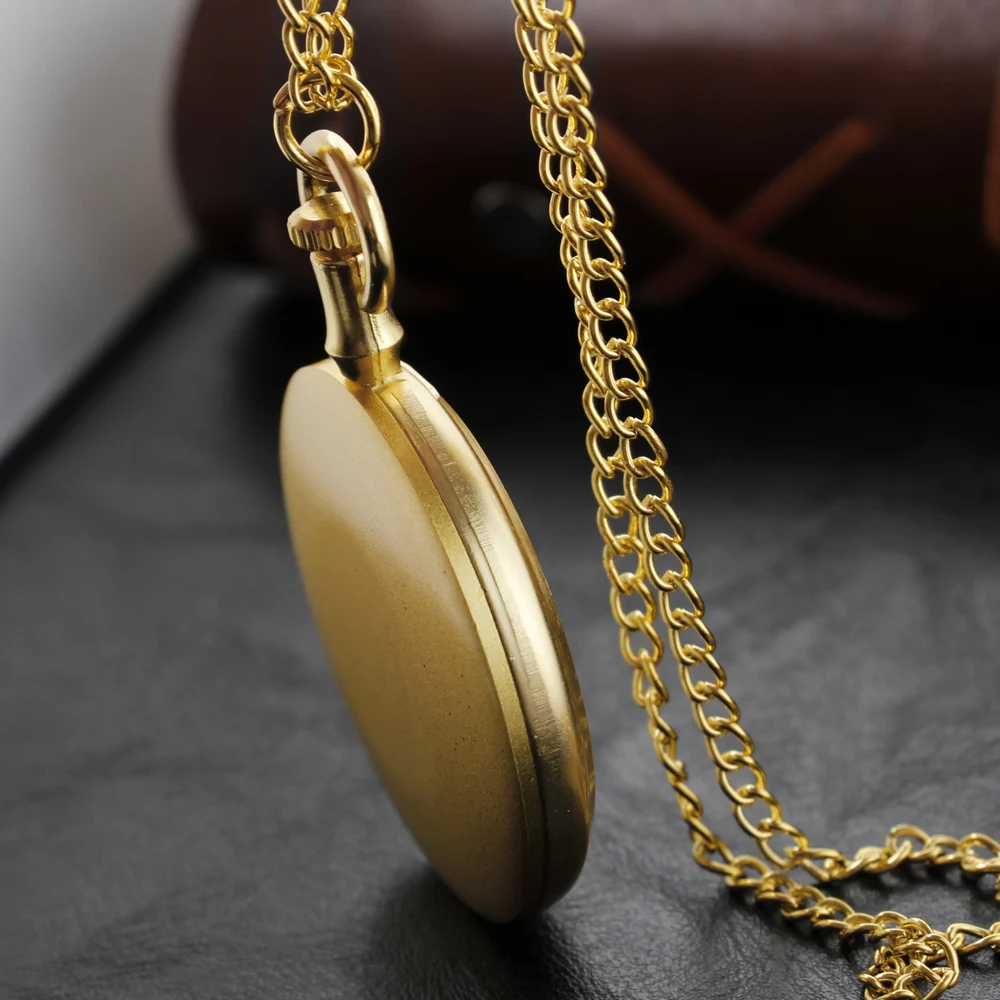 Рисунок 4 - Золотые минималистичные римские