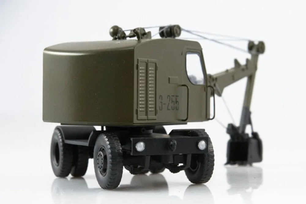 LEZ E-255 EXCAVATOR (USSR RUSSIAN) 1950-1955 DARK GREEN | ЛЭЗ Э-255 ОДНОКОВШЕВЫЙ ЭКСКАВАТОР - купить по