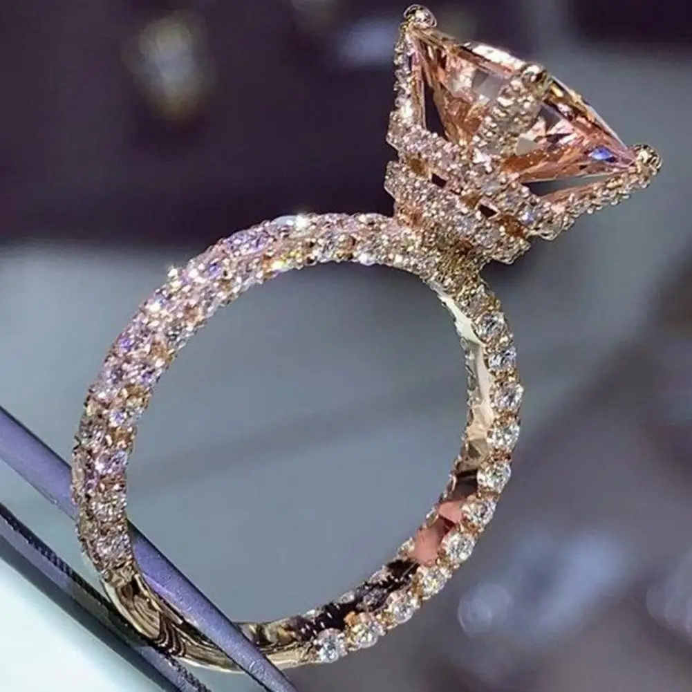 

Women Ring Large Square Cubic Zirconia Jewelry Fashion Appearance Exquisite Finger Ring for Wedding