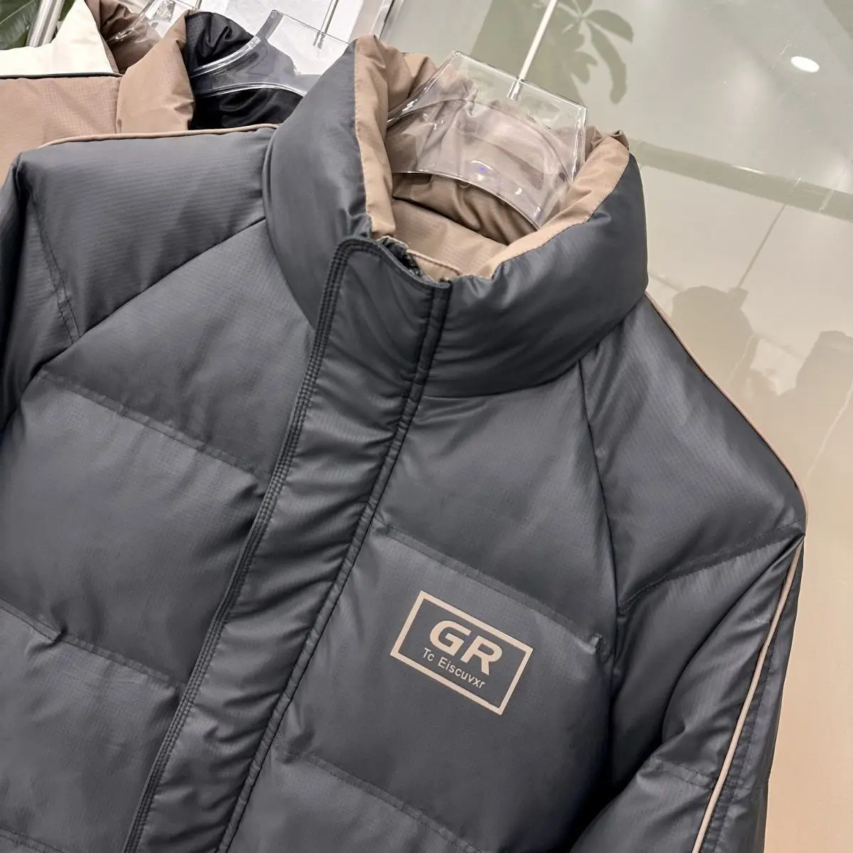 Зимняя куртка на утином пуху для мужчин уличная одежда с буквенным принтом и